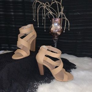 NWT Torrid Heels